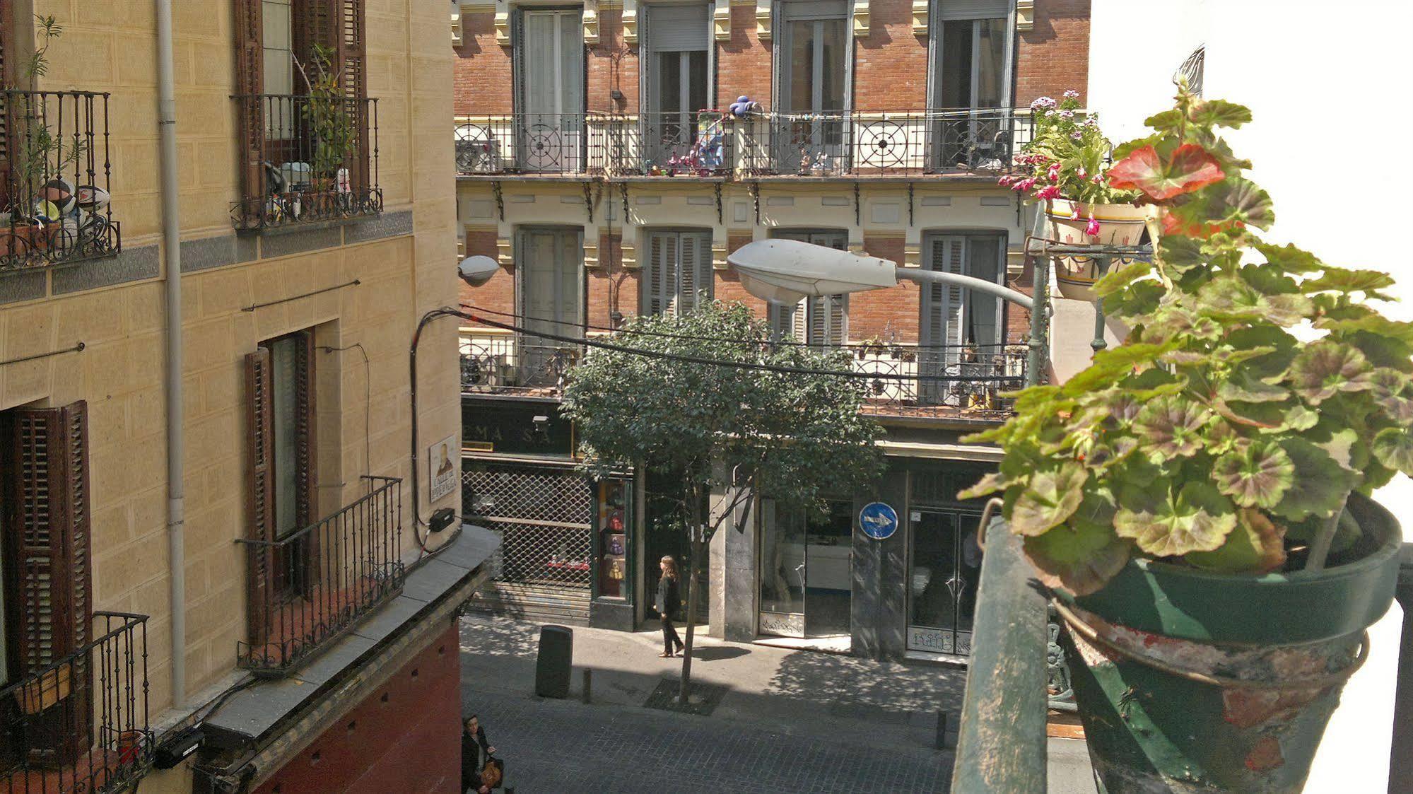 Hostal San Antonio Madri Exterior foto